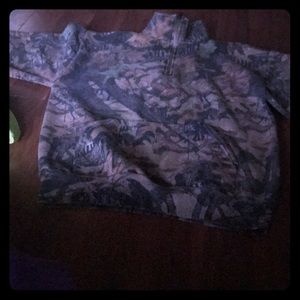 Outdoor hunting windbreaker